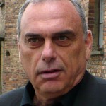 Avram Grant lives to fight another day