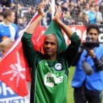 Al Habsi applauds the Latics fans