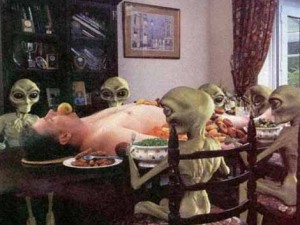 Aliens eating lunch